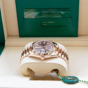 Rolex Day-Date 40 Everose Gold Chocolate Baguette Dial